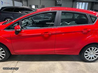 Ford Fiesta 2015-thumb-7