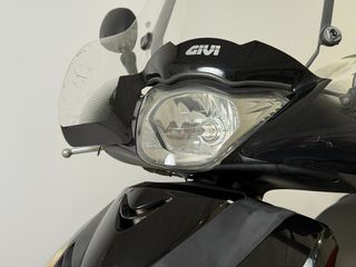Honda SH 150i 2010-thumb-6