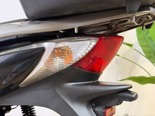 Honda SH 150i 2010-thumb-11