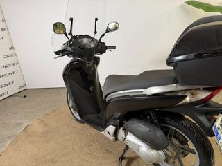 Honda SH 150i 2010-thumb-17