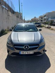 Mercedes-Benz CLA 180 2015