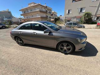 Mercedes-Benz CLA 180 2015-thumb-2