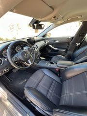 Mercedes-Benz CLA 180 2015-thumb-5