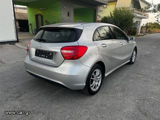 Mercedes-Benz A 180 2013 BlueEfficiency Style-thumb-10
