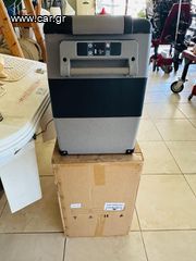 Car Refrigerator Mini Fridge.-thumb-8