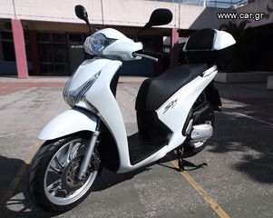 Πωλείται αριστερή ουρά HONDA SH 150 2013-2016