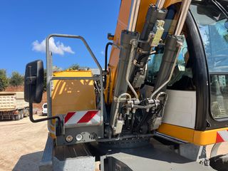 Εκσκαφέας Με Λάστιχα Liebherr 2014 918-thumb-10