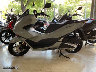 Honda PCX 125 2024 HONDA PCX 125