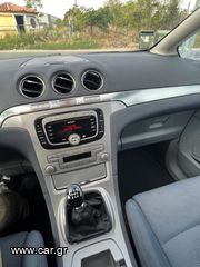 Ford S-Max 2009 Titanium-thumb-21