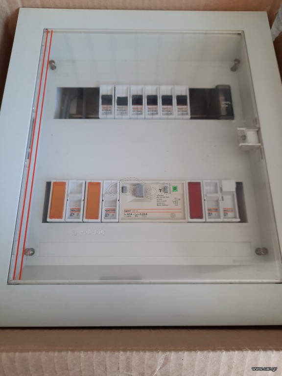 LEGRAND Πίνακας Χωνευτός