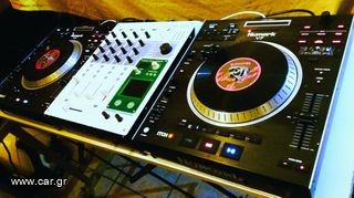 Numark V7 Motorized DJs Controller-thumb-2