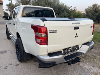 Mitsubishi L200 2020-thumb-9