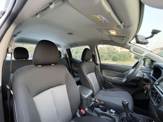 Mitsubishi L200 2020-thumb-16