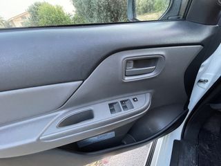 Mitsubishi L200 2020-thumb-17