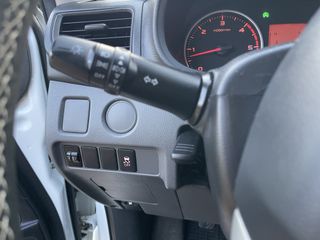 Mitsubishi L200 2020-thumb-18