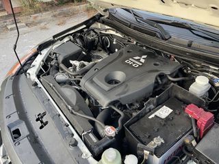 Mitsubishi L200 2020-thumb-19