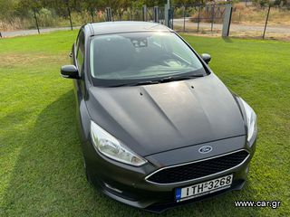 Ford Focus 2016-thumb-8