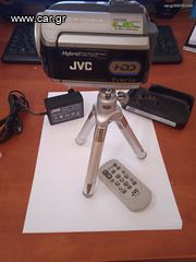 JVC GZ-MG275E EVERIO σε άριστη κατάσταση. Δώρο το τρίποδο.