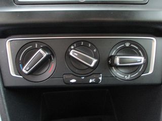 Volkswagen Polo 2016 1.4 TDI BLUEMOTION-thumb-18