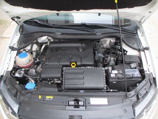 Volkswagen Polo 2016 1.4 TDI BLUEMOTION-thumb-31