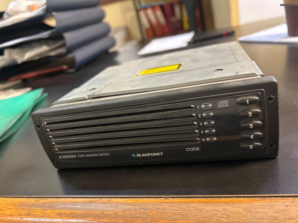 BLAUPUNKT 5 DISC MULTIPLE CHOICE