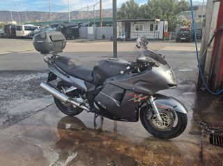 Honda CBR 1100 XX Super Blackbird 2000-thumb-3