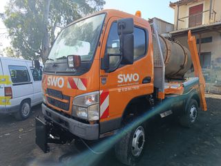 Ανατροπή Mitsubishi 2009 Rexter FUSO Canter-thumb-2