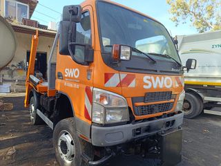 Ανατροπή Mitsubishi 2009 Rexter FUSO Canter