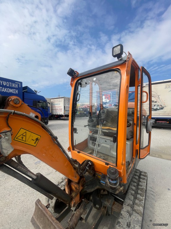 Εκσκαφάκι (διαβολάκι) Wacker 2011