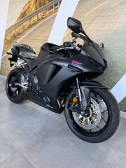 Honda CBR 600RR 2026 ABS-thumb-3