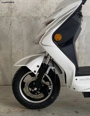 Diletta 2026 1000W SCOOTIEE GEL 60V - 23AH - ΧΩΡΙΣ ΔΙΠΛΩΜΑ ΕΤΟΙΜΟΠΑΡΑΔΟΤΟ-thumb-8