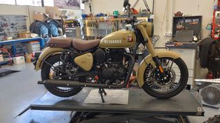 Royal Enfield Classic 350 2025