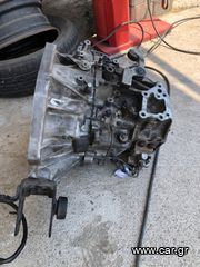 ΣΑΣΜΑΝ TOYOTA  YARIS    6ΤΑΧ  DIESEL-thumb-4