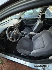 Volkswagen Passat 2000-thumb-7