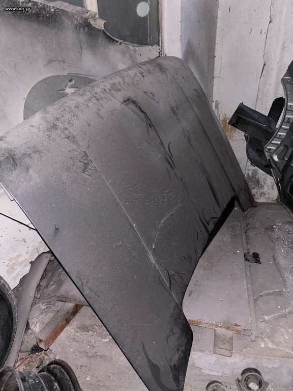 Καπό Fiat Uno