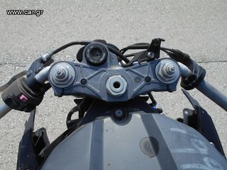 YAMAHA YZF R1-thumb-11