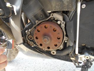 YAMAHA YZF R1-thumb-12