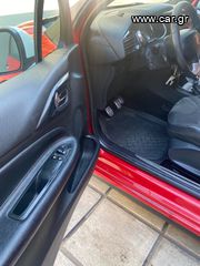 Citroen DS-3 2011-thumb-5