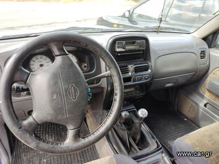 Nissan Navara 1999-thumb-4