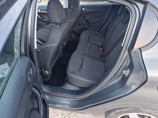 Peugeot 208 2017 1.2 PURETECH 82 ACTIVE-thumb-4