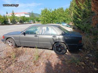 Mercedes-Benz C 180 1992-thumb-1