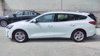 Ford Focus 2020 1.5 TDCi Business 120hp SW-thumb-1