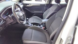 Ford Focus 2020 1.5 TDCi Business 120hp SW-thumb-8
