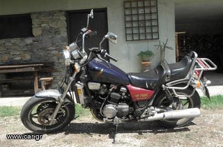 Honda VF 750 1983 Magna-thumb-1