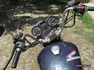 Honda VF 750 1983 Magna-thumb-2