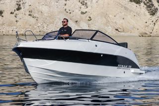 Texas 2025 597 BOWRIDER-thumb-1