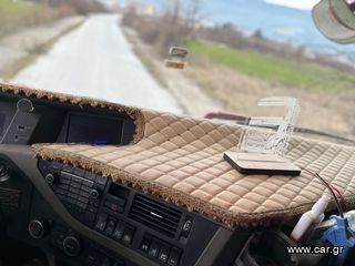 Volvo 2016 FH4-thumb-30