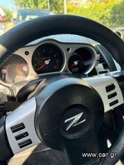 Nissan 350Z 2003-thumb-9