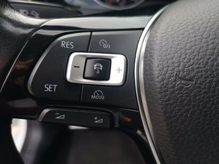 Volkswagen Golf 2016 Rline-thumb-16