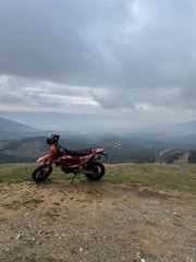 KTM 690 SMC R 2023-thumb-5